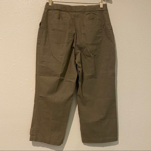 Craft Barrow Loose Capri Pants size 6 Stretch wide leg OLIVE Capri Pants - Picture 5 of 5